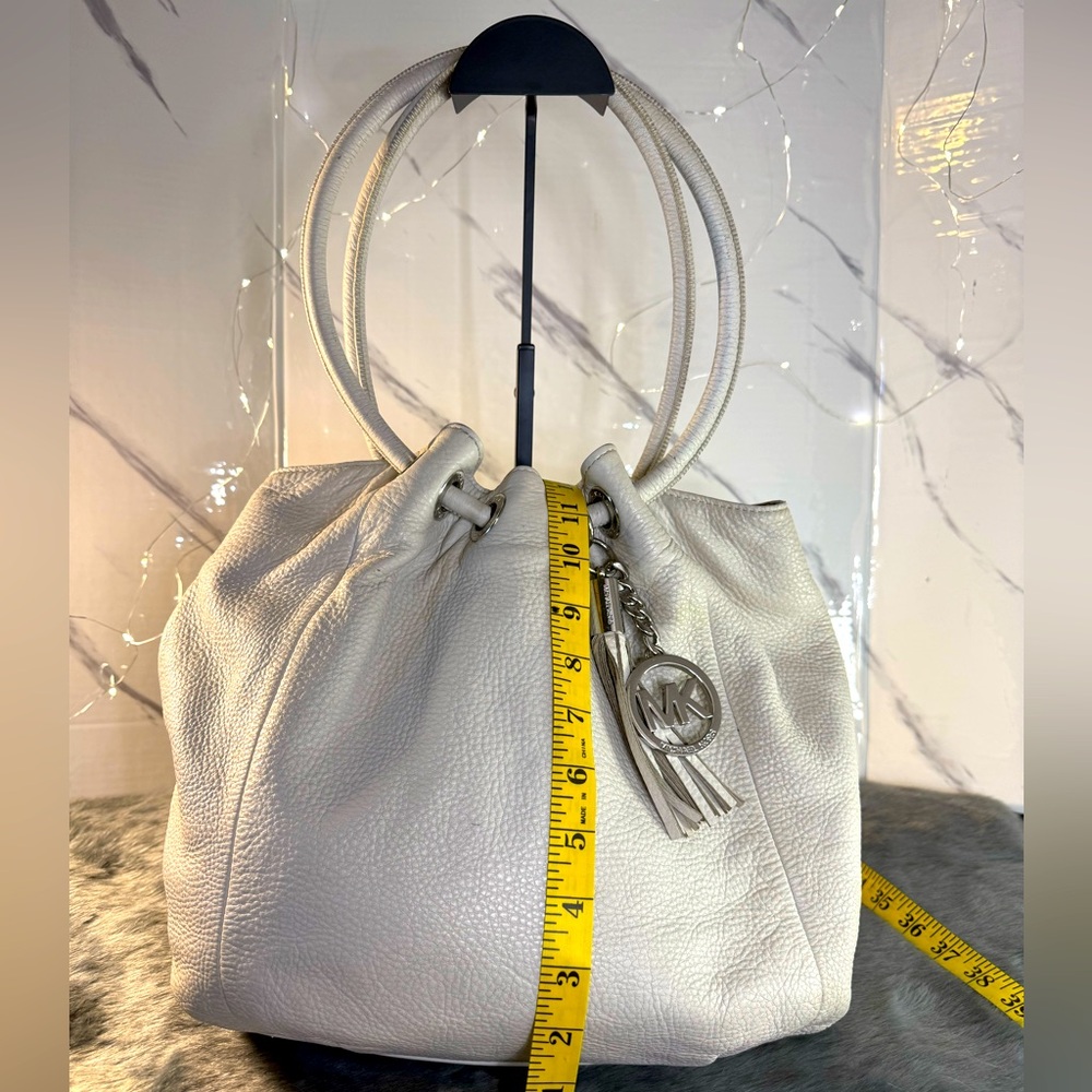Michael Kors Hobo Shoulder Bag